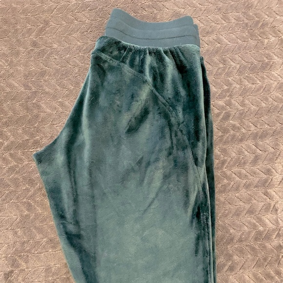 Athleta Cozy Karma Jogger XS - Picture 3 of 3